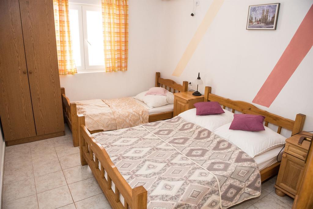 Apartments Ljubica Rogoznica  Exterior foto